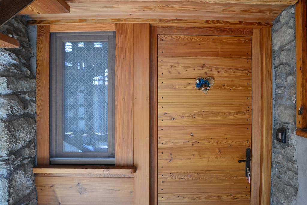 Lo Coppa Fen Daire Aosta Oda fotoğraf